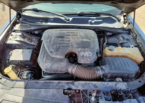 2016 Dodge Challenger Sxt z USA, uszkodzony, nr VIN 2C3CDZAG9GH331638